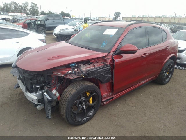 ZASFAKEV5J7C14831 Alfa Romeo STELVIO QUADRIFOGLIO