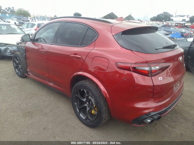 ZASFAKEV5J7C14831 Alfa Romeo STELVIO QUADRIFOGLIO