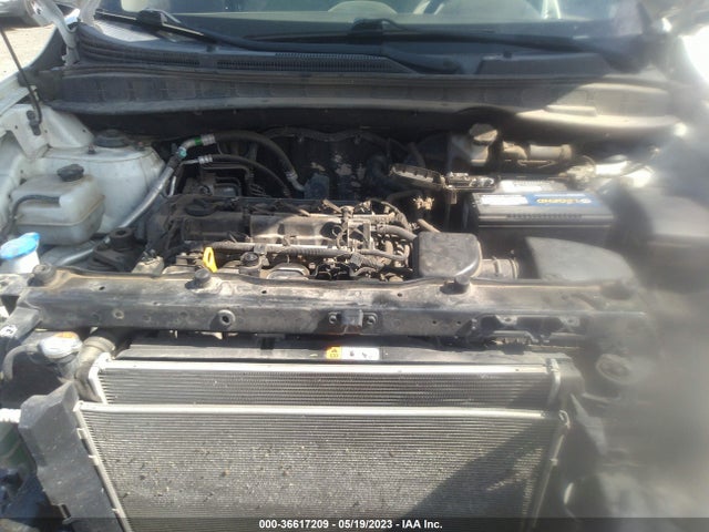 2013 HYUNDAI TUCSON GL VIN: KM8JT3AB8DU712411