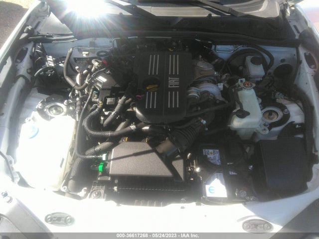 JC1NFAEK3J0133824 Fiat 124 Spider Lusso