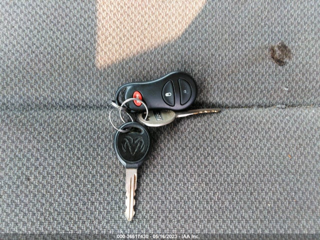 2003 DODGE CARAVAN SE VIN: 1D4GP25303B112561