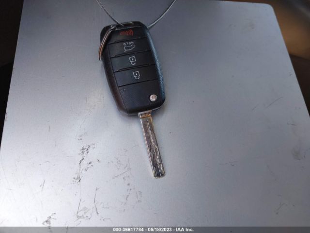 KNDJP3A56F7748456 KIA SOUL +