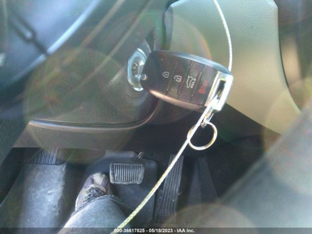 KNDJP3A53G7248594 KIA SOUL +