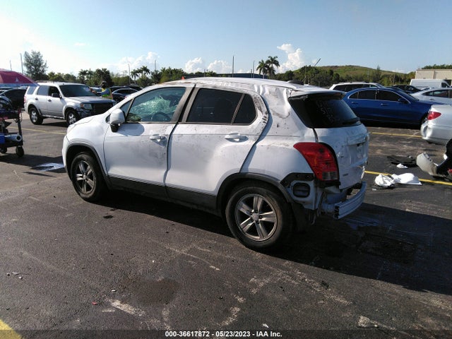 Chevrolet TRAX LS 2020 3GNCJKSB9LL127140 Image 3