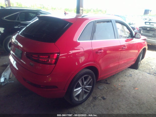 WA1JCCFS8JR018288 Audi Q3 Premium Plus