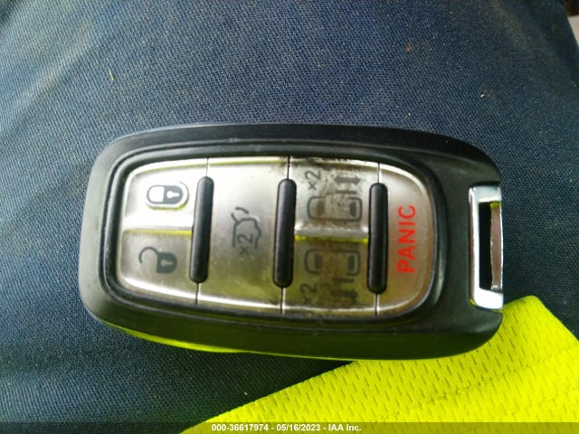 2C4RC1DG6HR711828 Chrysler Pacifica Touring