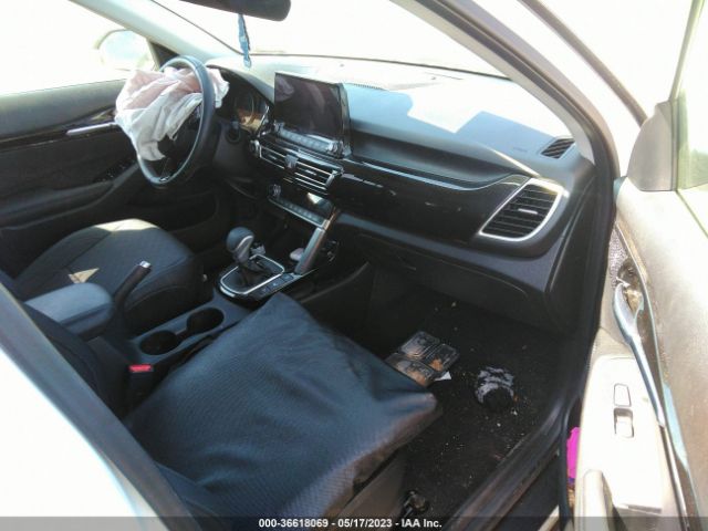 KNDERCAAXP7369003 KIA SELTOS EX