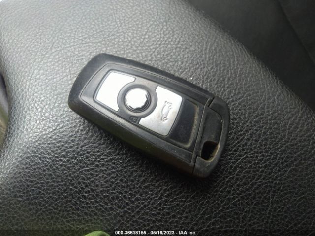 WBA3B1G50ENT00160 BMW 3 Series 320i