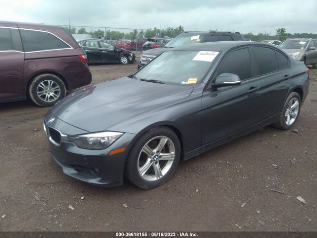 WBA3B1G50ENT00160 BMW 3 Series 320i