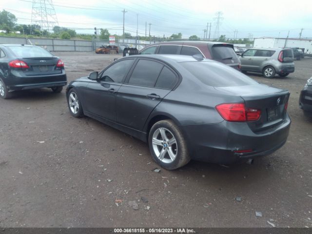 WBA3B1G50ENT00160 BMW 3 Series 320i