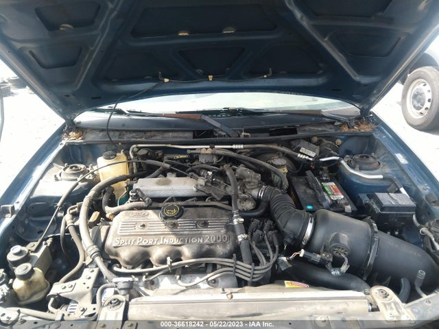 1998 FORD ESCORT SE VIN: 1FAFP13P0WW307782