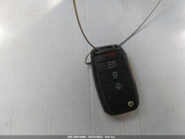 KNDJN2A26H7449977 KIA Soul Base
