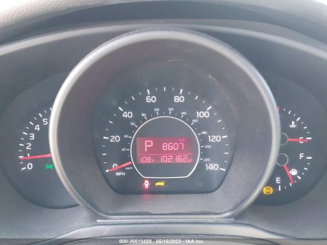 KNDJN2A26H7449977 KIA Soul Base