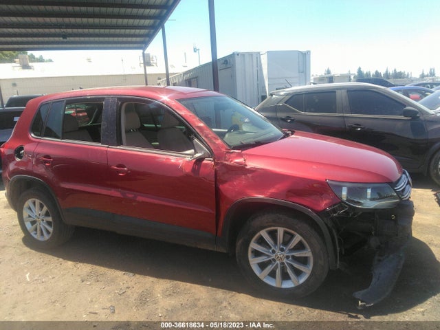 WVGAV3AX6EW055524 Volkswagen TIGUAN SE