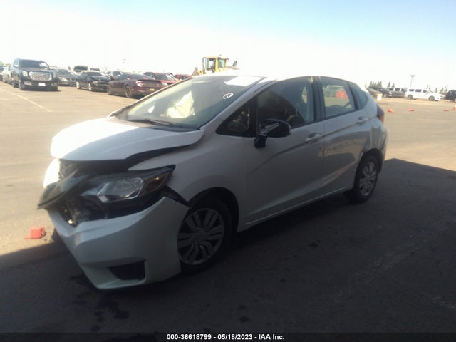 Honda FIT LX 2017 JHMGK5H55HS001066 Image 2