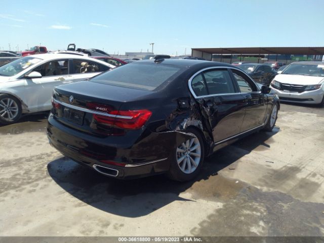 WBA7E2C56JG742721 BMW 7 Series 740i