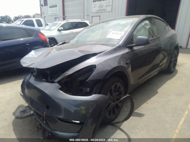 7SAYGAEE6NF516562 Tesla Model Y Long Range