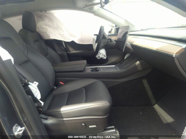 7SAYGAEE6NF516562 Tesla Model Y Long Range