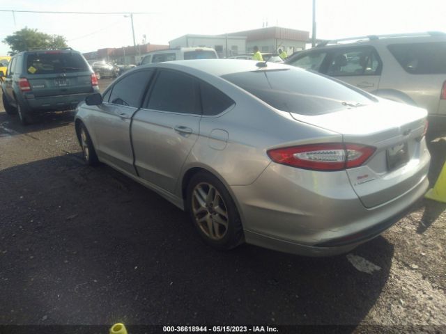 1FA6P0H74F5111742 Ford FUSION SE