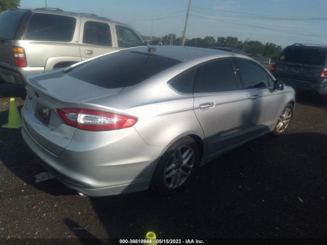 1FA6P0H74F5111742 Ford FUSION SE