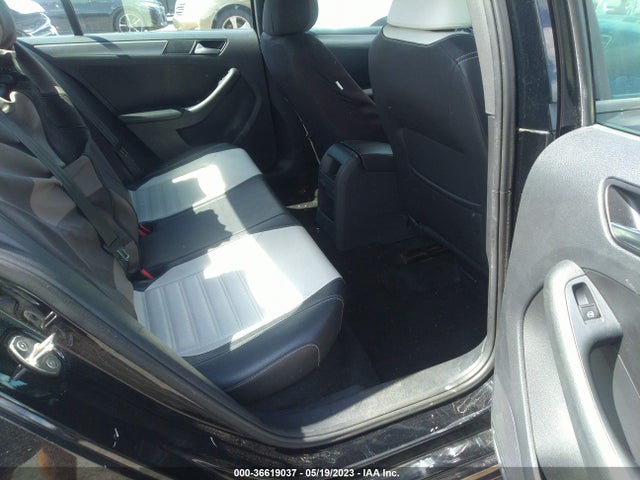 3VWD17AJ9GM402327 Volkswagen Jetta Sedan 1.8t Sport