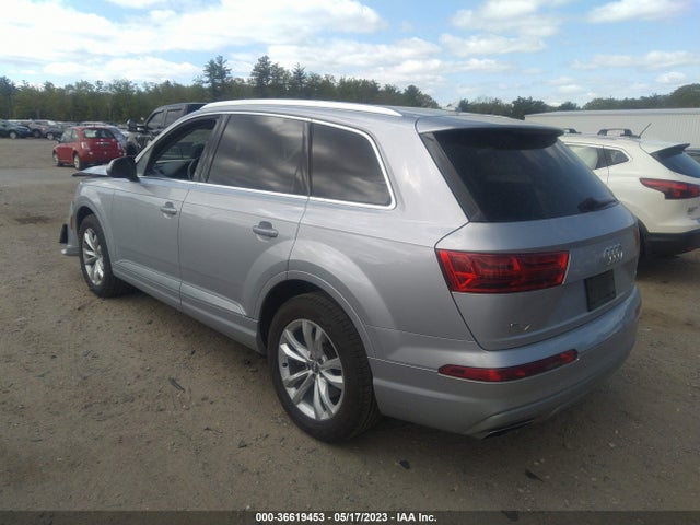 WA1LAAF75JD019703 Audi Q7 Premium Plus