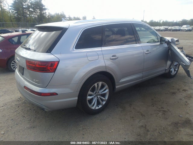 WA1LAAF75JD019703 Audi Q7 Premium Plus