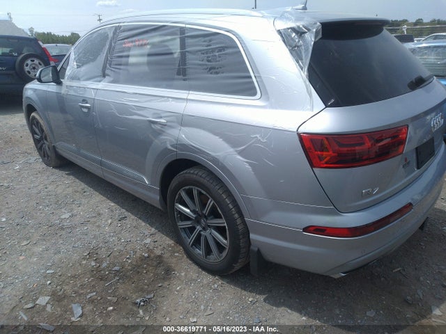WA1LAAF70HD000681 Audi Q7 Premium Plus