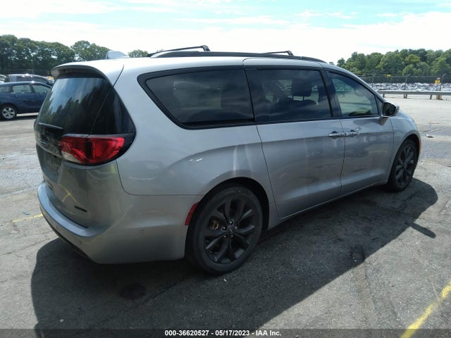 2018 CHRYSLER PACIFICA LIMITED VIN: 2C4RC1GG2JR164946