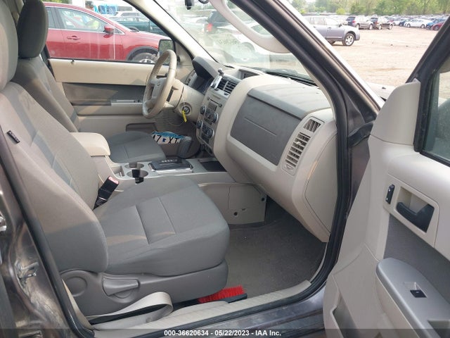2009 FORD ESCAPE XLT VIN: 1FMCU93G09KC46185