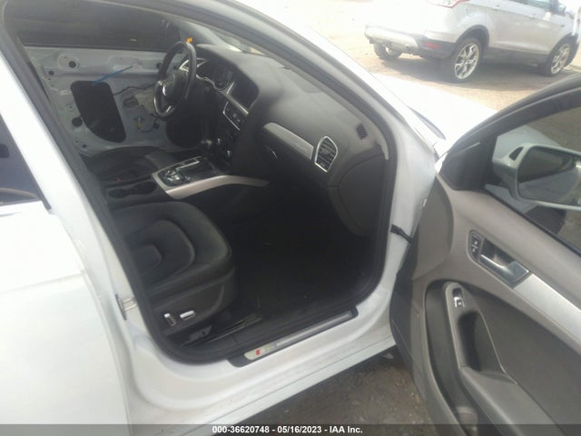 WAUFFAFL2FN025202 Audi A4 Premium Plus