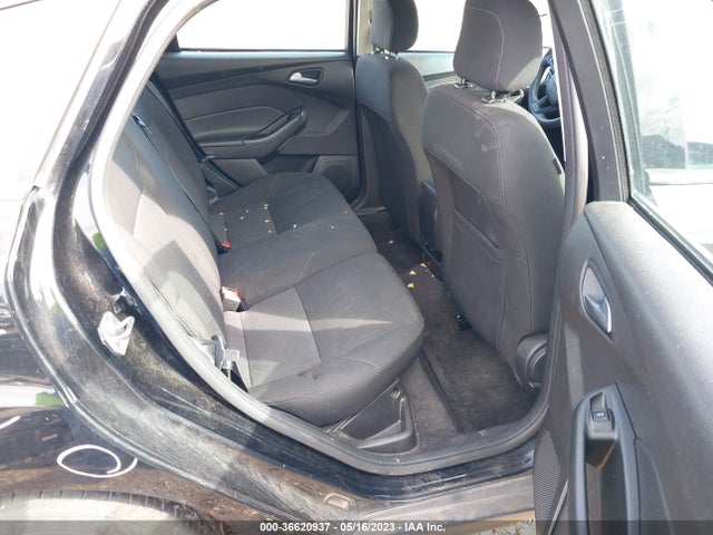 Ford FOCUS SE 2018 1FADP3K23JL315247 Image 8