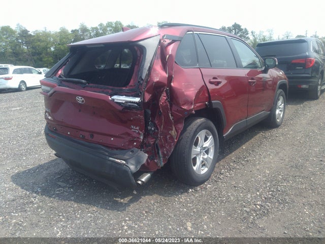 2019 TOYOTA RAV4 XLE VIN: 2T3P1RFV2KW001698