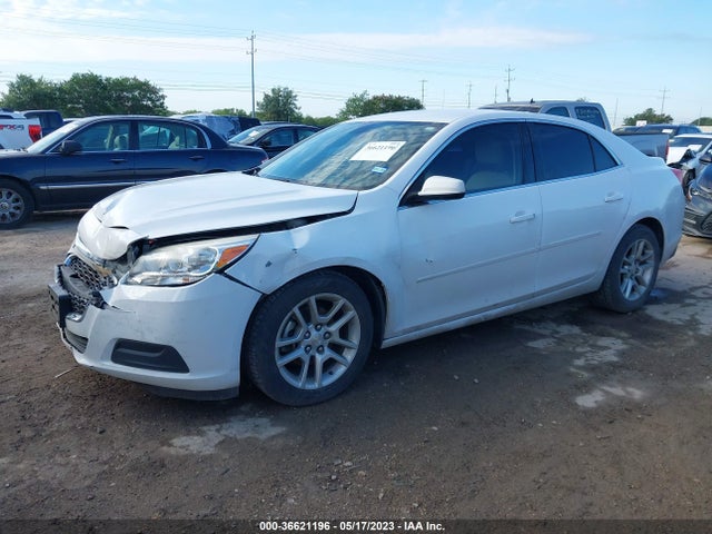 Chevrolet MALIBU LT 2015 1G11C5SL5FF279587 Image 2