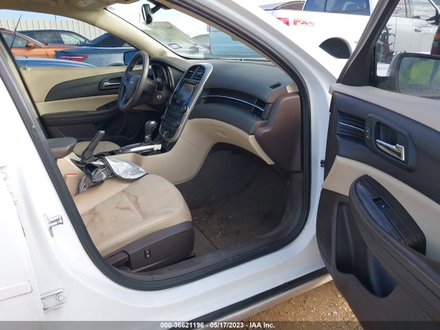 Chevrolet MALIBU LT 2015 1G11C5SL5FF279587 Image 5