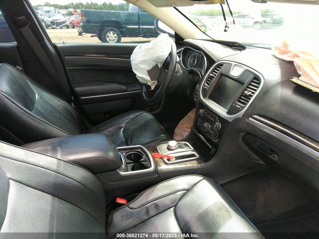 2C3CCAEG2GH319894 Chrysler 300 300c