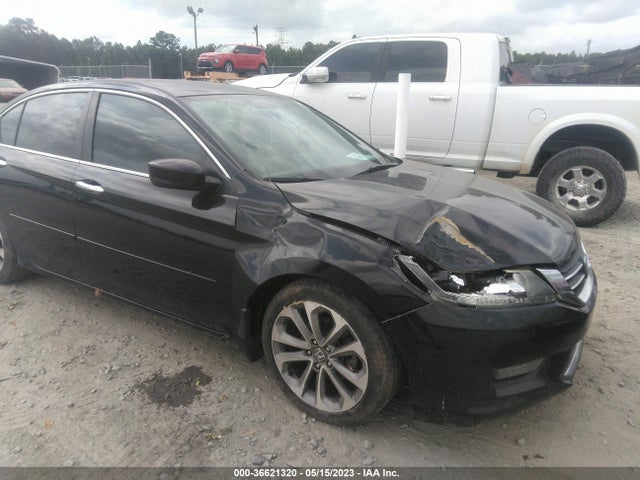 2014 1HGCR2F58EA126000 main image
