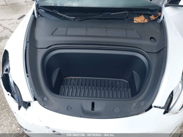 7SAYGDEE5NF462916 Tesla Model Y Long Range