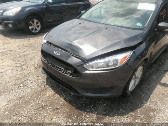 1FADP3F21GL377152 Ford FOCUS SE