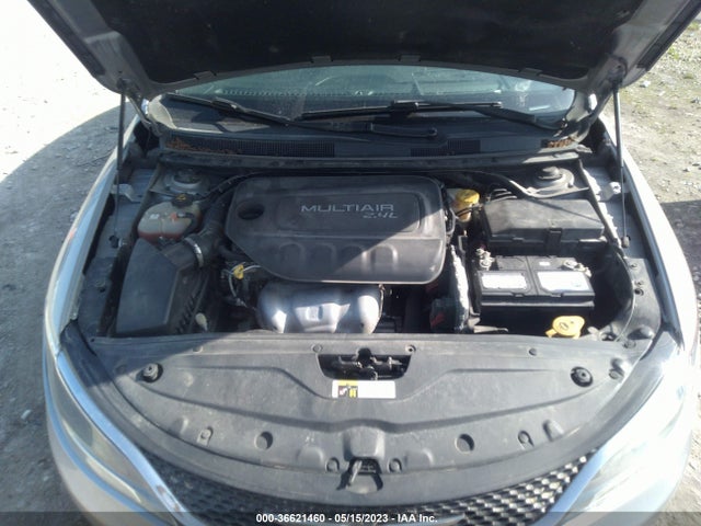 Chrysler 200 Limited 2015 1C3CCCAB0FN595308 Image 10
