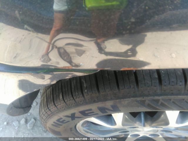 KNDMH4C78E6565563 KIA SEDONA EX