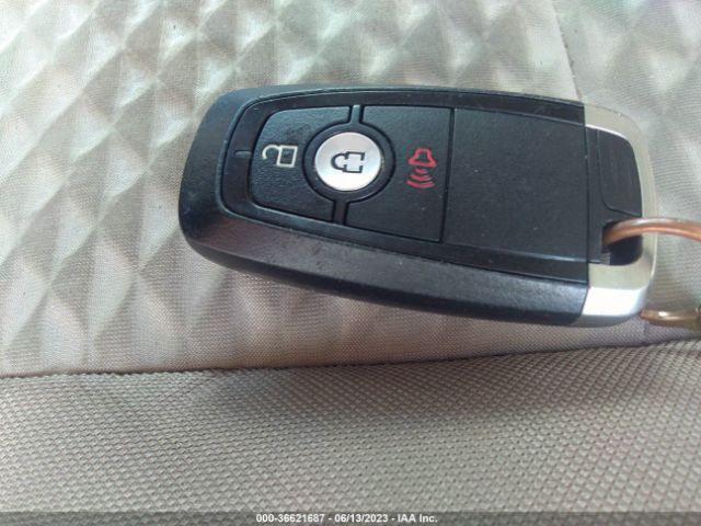 1FMCU9G69LUB78174 Ford ESCAPE SE