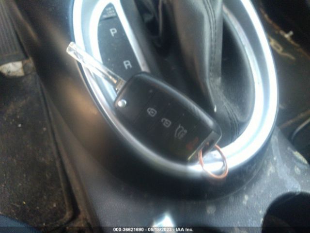 KNDJN2A22E7700599 KIA Soul Base