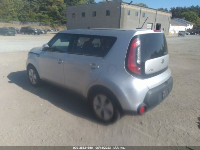 KNDJN2A22E7700599 KIA Soul Base