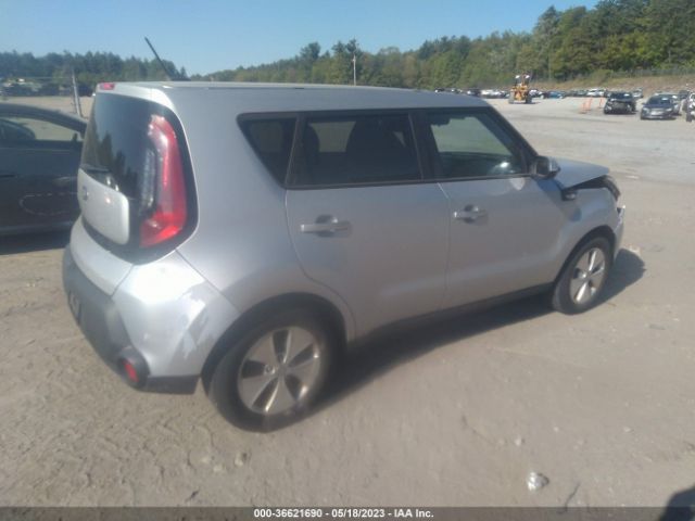 KNDJN2A22E7700599 KIA Soul Base