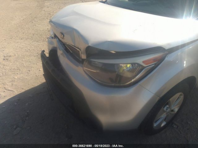 KNDJN2A22E7700599 KIA Soul Base