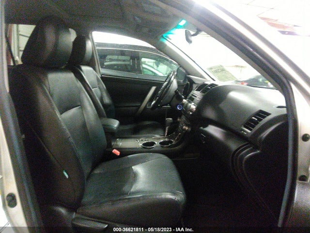 2010 TOYOTA HIGHLANDER SE VIN: 5TDJK3EH2AS010848