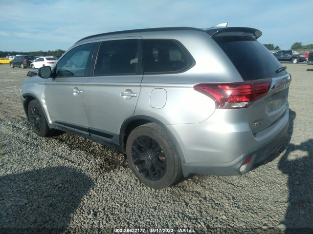 2018 MITSUBISHI OUTLANDER LE VIN: JA4AD3A37JZ045804
