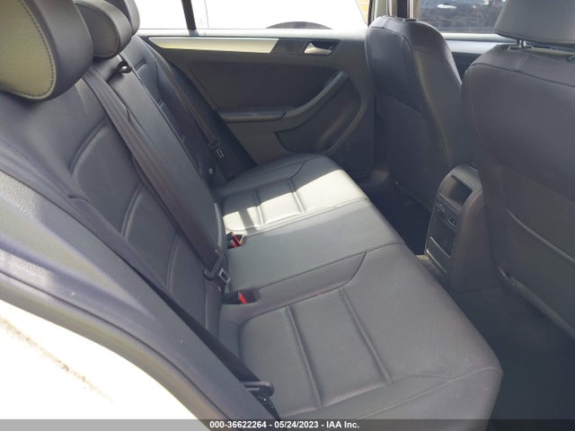 2014 VOLKSWAGEN JETTA SEDAN SE W/CONNECTIVITY VIN: 3VWD17AJ4EM218751
