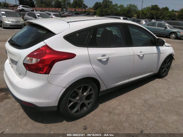 Ford FOCUS SE 2014 1FADP3K26EL279334 Image 4